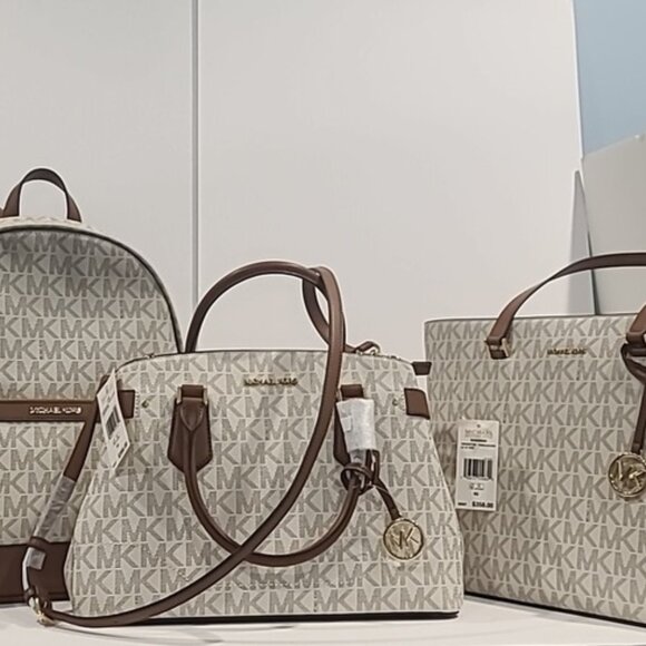 CHOOSE 80% SALE ✅ MICHAEL KORS BAGS✨ ALL NEW WITH TAGS - Picture 11 of 12